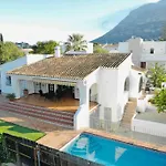 Casa Anemone دينايا